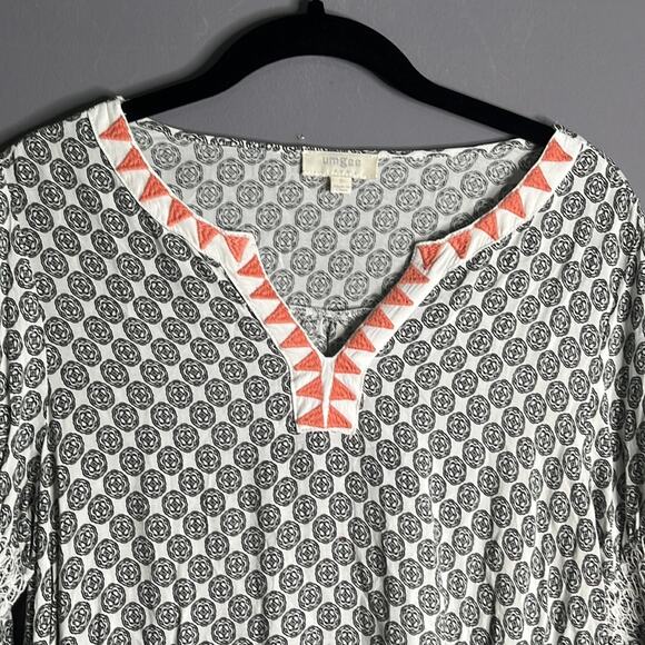 Umgee Black and White Geometric Print Tunic Dress Size Small - Picture 3 of 8